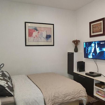Slavija Square Apartment Cvetni Trg Belgrade Luaran gambar