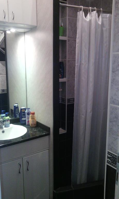 Slavija Square Apartment Cvetni Trg Belgrade Bilik gambar